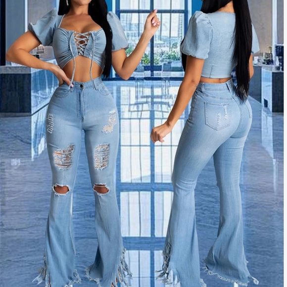 Distressed Blue Jeans - Picture 4 of 4